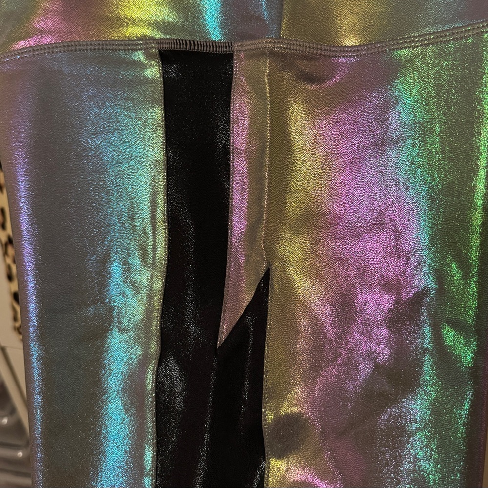 Superfresh Limited Edition Metallic Lightning Bolt Leggings NWT Medium